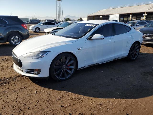 Obraz 1 z 2015 TESLA MODEL S  2015 z VIN 5YJSA1E41FF111982
