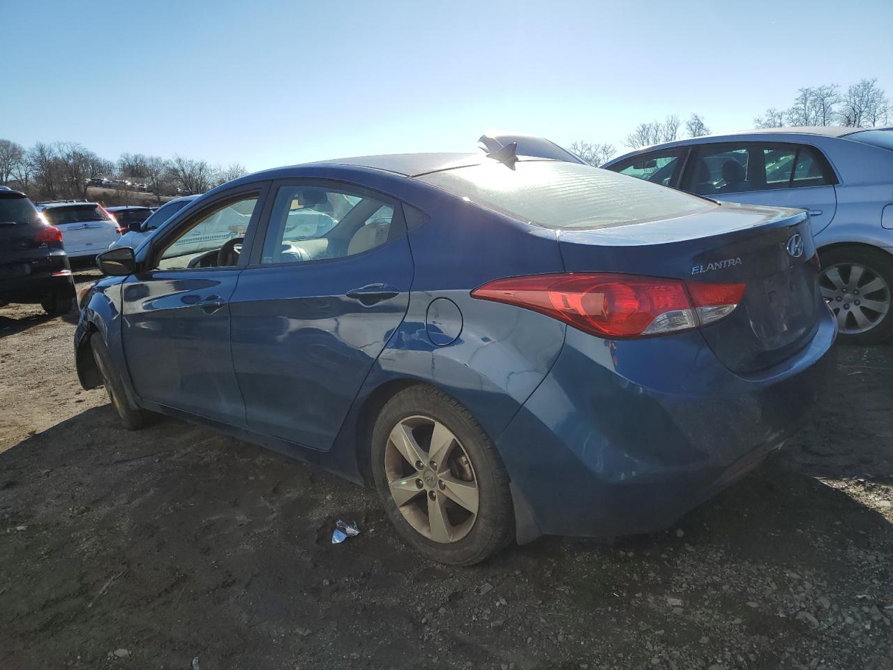 Image 2 of 2013 HYUNDAI ELANTRA GLS 2013 with VIN KMHDH4AE6DU956931