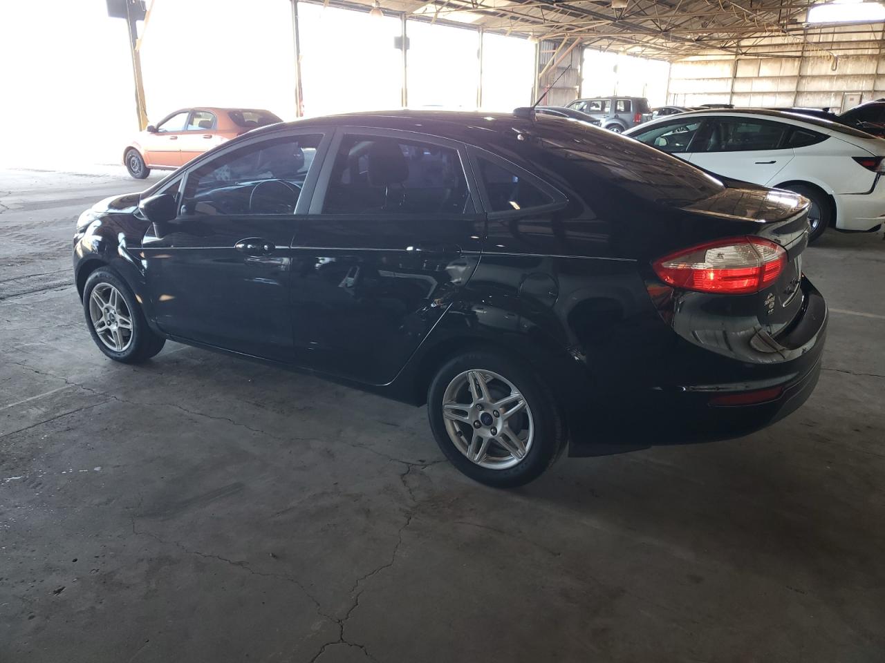 Obraz 2 z 2018 FORD FIESTA SE 2018 z VIN 3FADP4BJ5JM104546