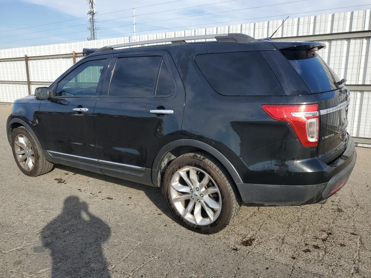 Image 2 of 2013 FORD EXPLORER LIMITED 2013 with VIN 1FM5K7F92DGA87942