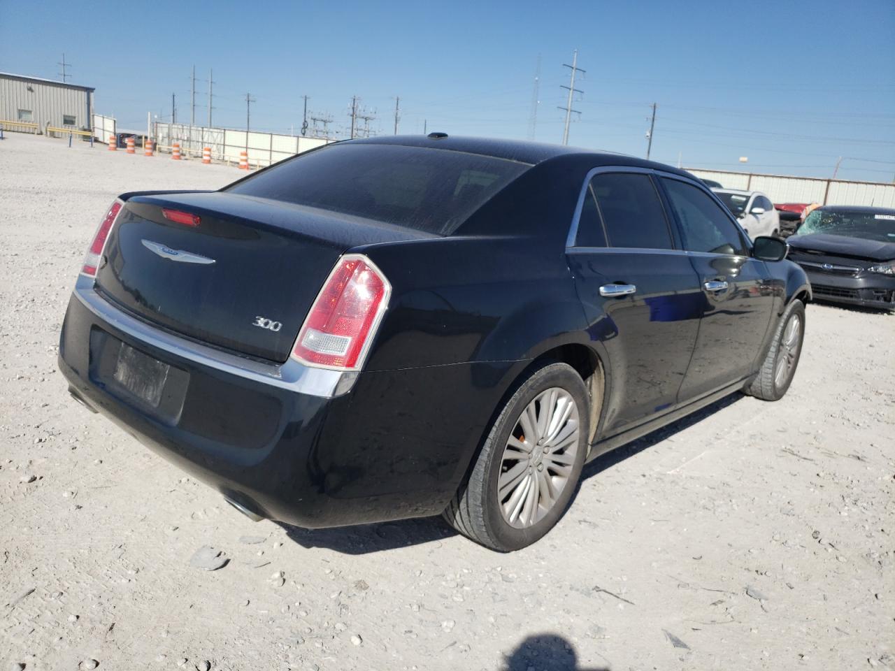 Image 3 of 2014 CHRYSLER 300  2014 with VIN 2C3CCARG7EH308803