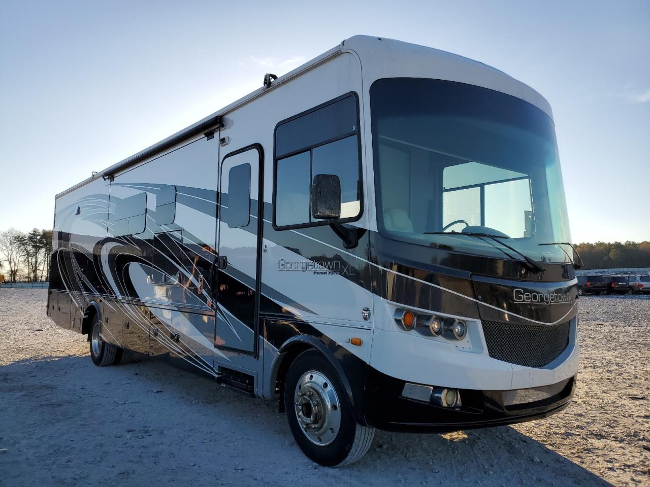 Изображение 2016 FORD F53  2016