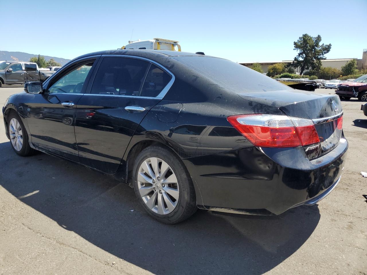 Image 2 of 2013 HONDA ACCORD EXL 2013 with VIN 1HGCR2F80DA007298