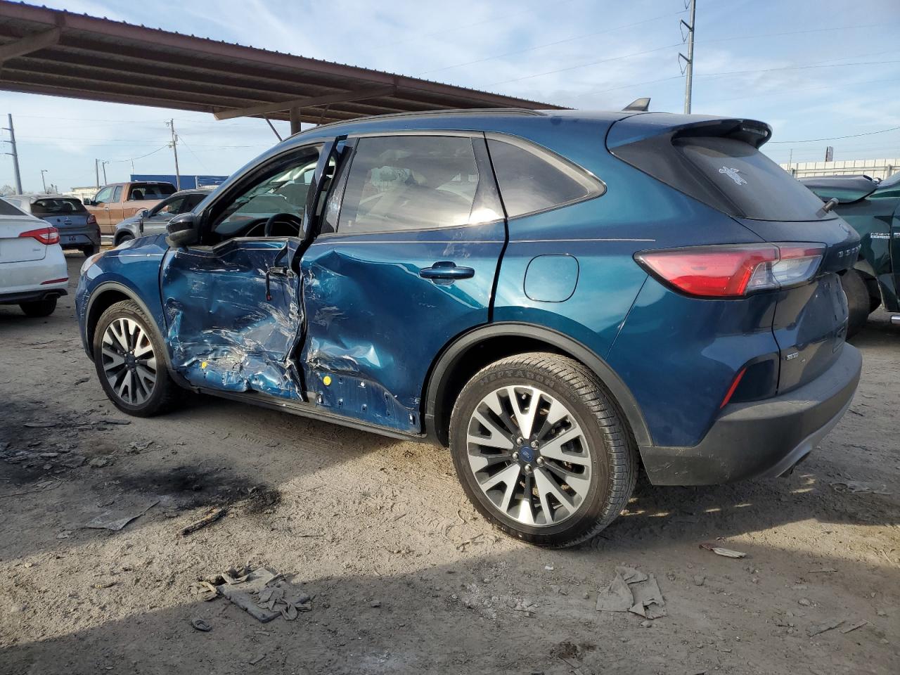 Image 2 of 2020 FORD ESCAPE SE SPORT 2020 with VIN 1FMCU0BZ5LUC56155