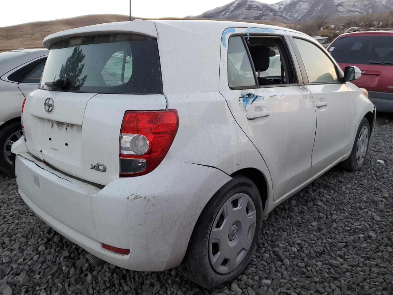 Изображение 3 2012 TOYOTA SCION XD  2012 с VIN JTKKU4B48C1022128