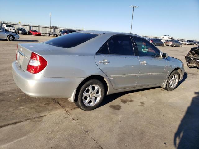 Изображение 3 2002 TOYOTA CAMRY LE 2002 с VIN 4T1BE30K92U532707