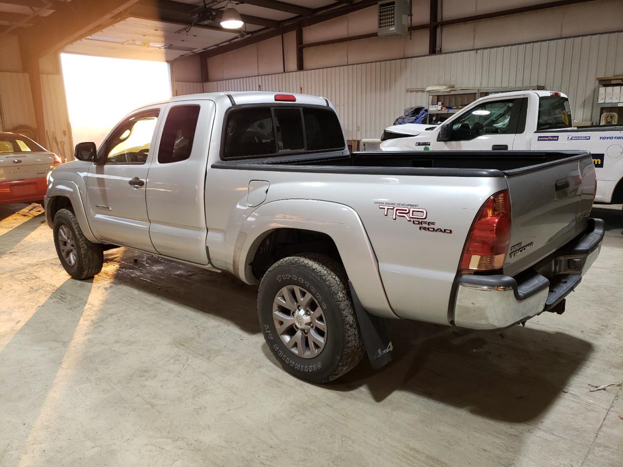 Image 2 of 2007 TOYOTA TACOMA ACCESS CAB 2007 with VIN 5TEUU42N37Z407987
