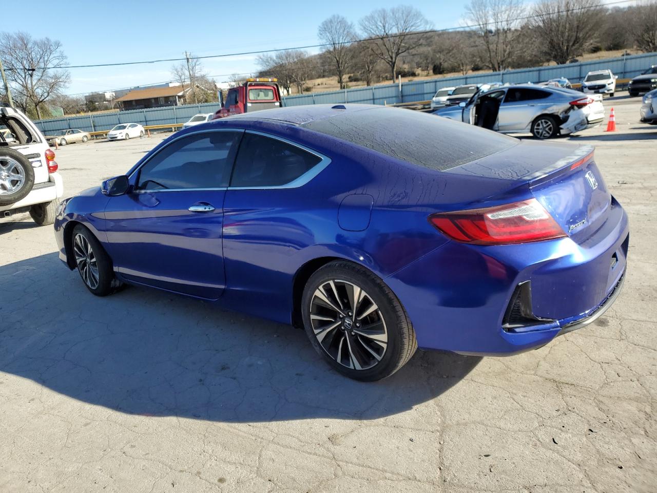 Image 2 of 2016 HONDA ACCORD EXL 2016 with VIN 1HGCT1B88GA006471