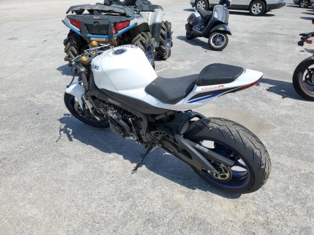 Image 3 of 2023 SUZUKI GSX-R1000 R 2023 with VIN JS1DM11H3P7100430