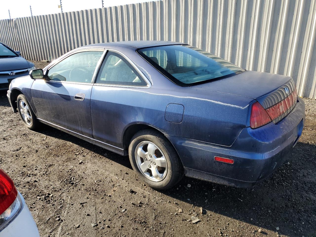Изображение 2 2002 HONDA ACCORD EX 2002 с VIN 1HGCG32712A006912