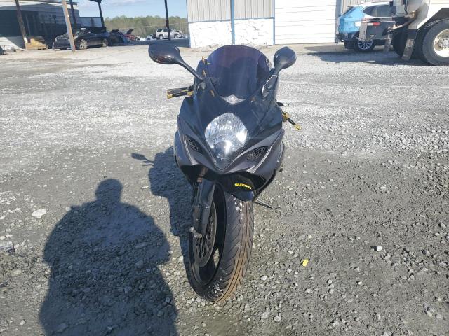 Obraz 2 z 2008 SUZUKI GSX-R1000  2008 z VIN JS1GT77A482106930