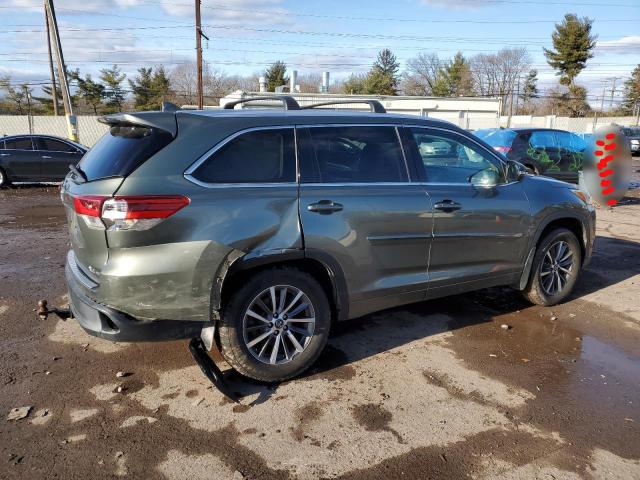 Image 3 of 2018 TOYOTA HIGHLANDER SE 2018 with VIN 5TDJZRFH3JS826531