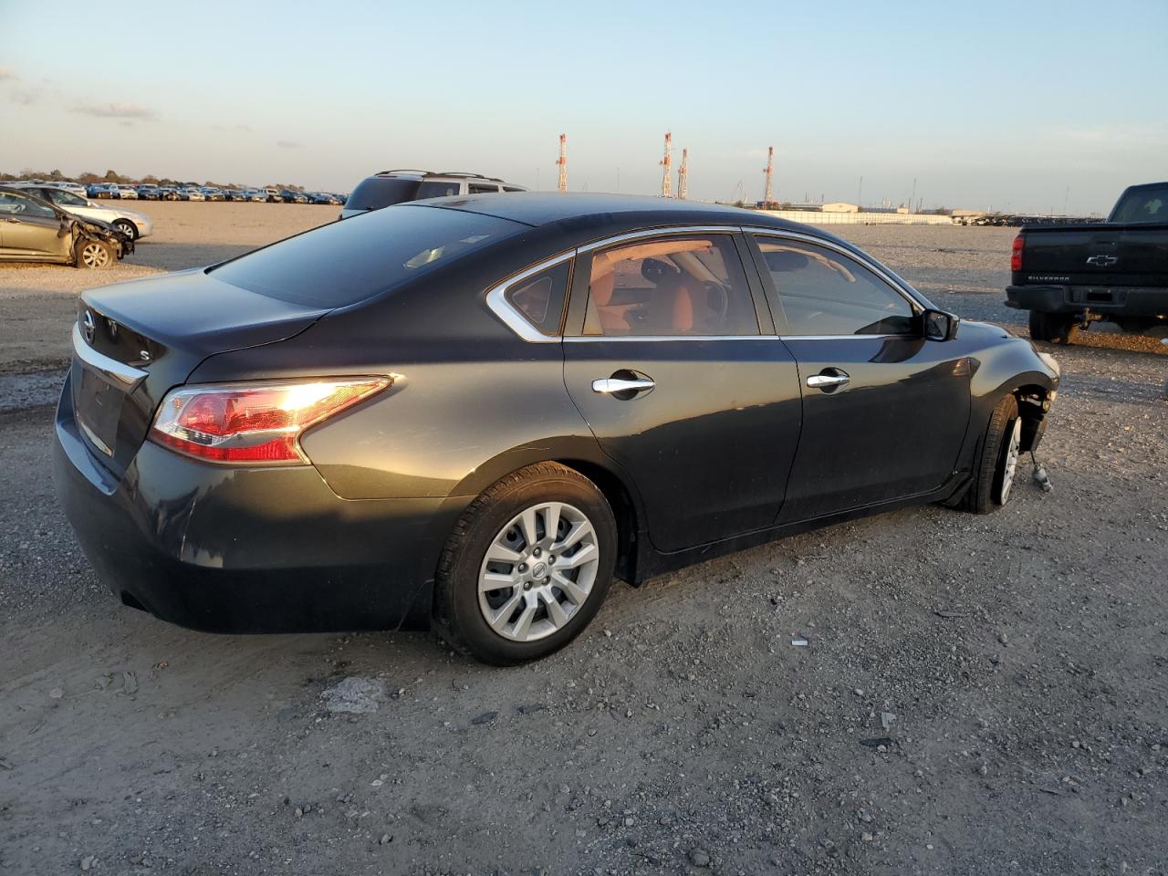 Image 3 of 2015 NISSAN ALTIMA 2.5 2015 with VIN 1N4AL3AP3FN316972