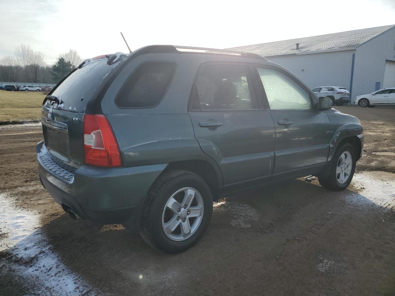 Изображение 3 2009 KIA SPORTAGE LX 2009 с VIN KNDJE723797637185