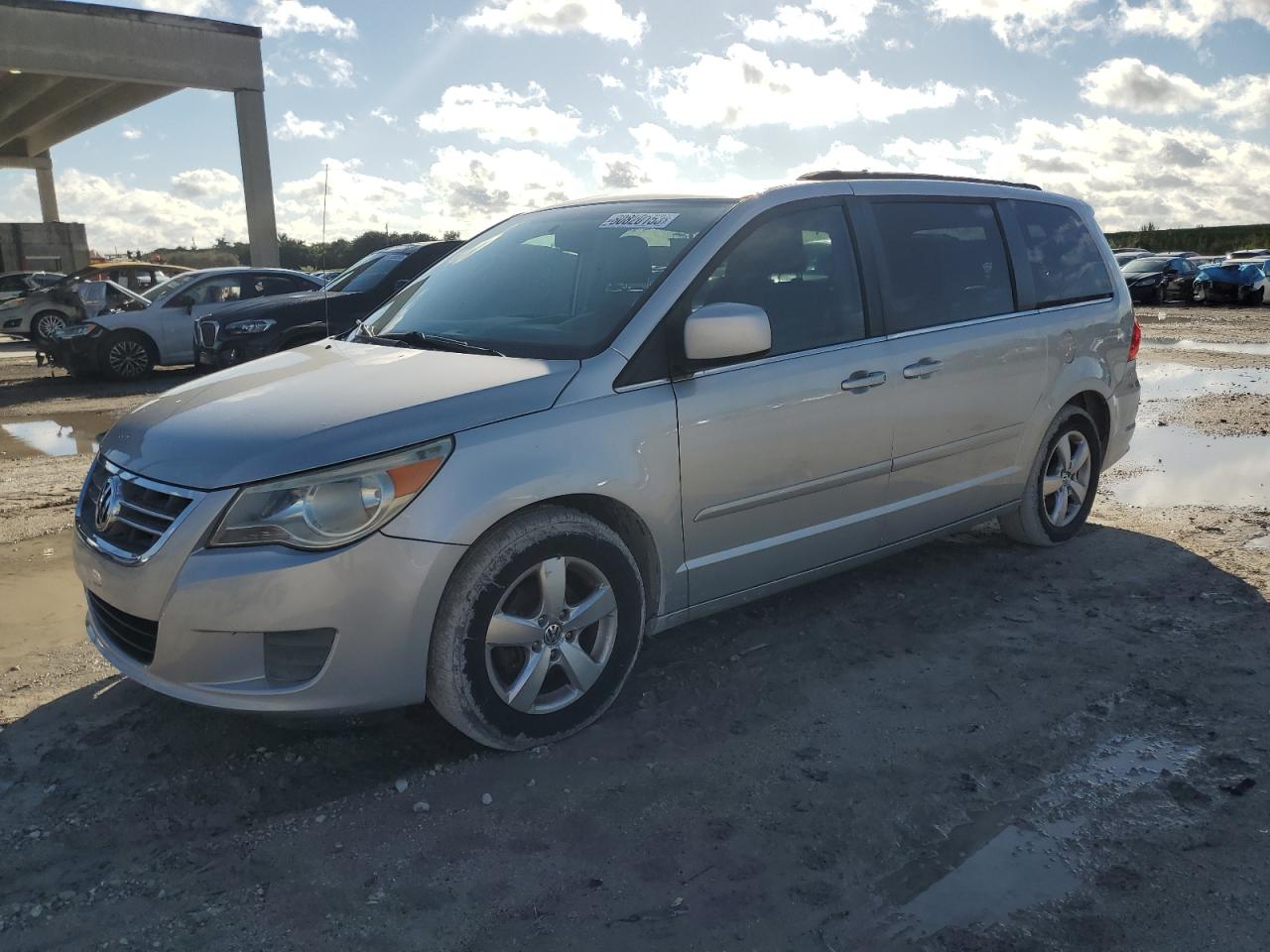 2011 VOLKSWAGEN ROUTAN SEL 2011 image
