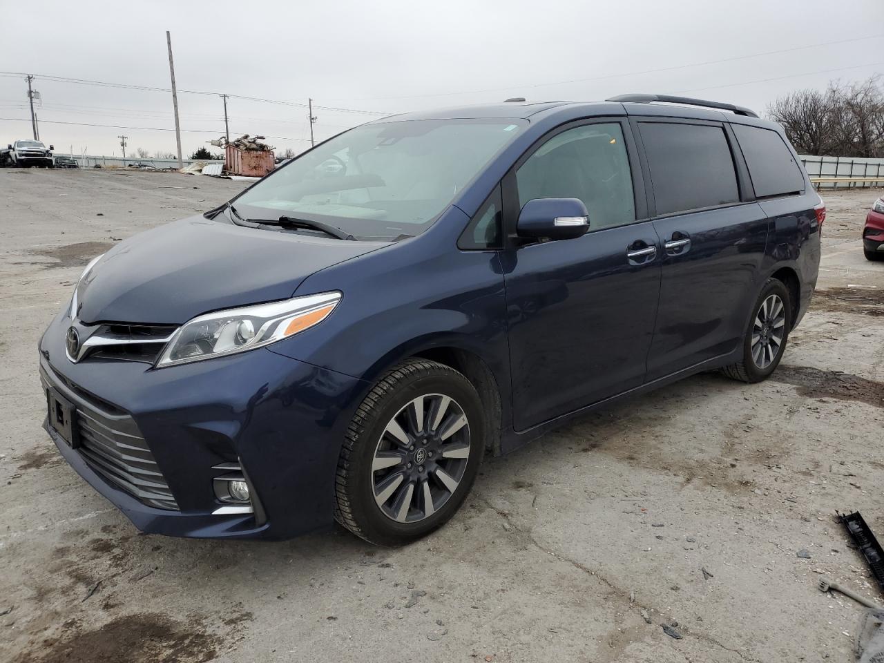 Obraz 1 z 2020 TOYOTA SIENNA XLE 2020 z VIN 5TDDZ3DCXLS234371