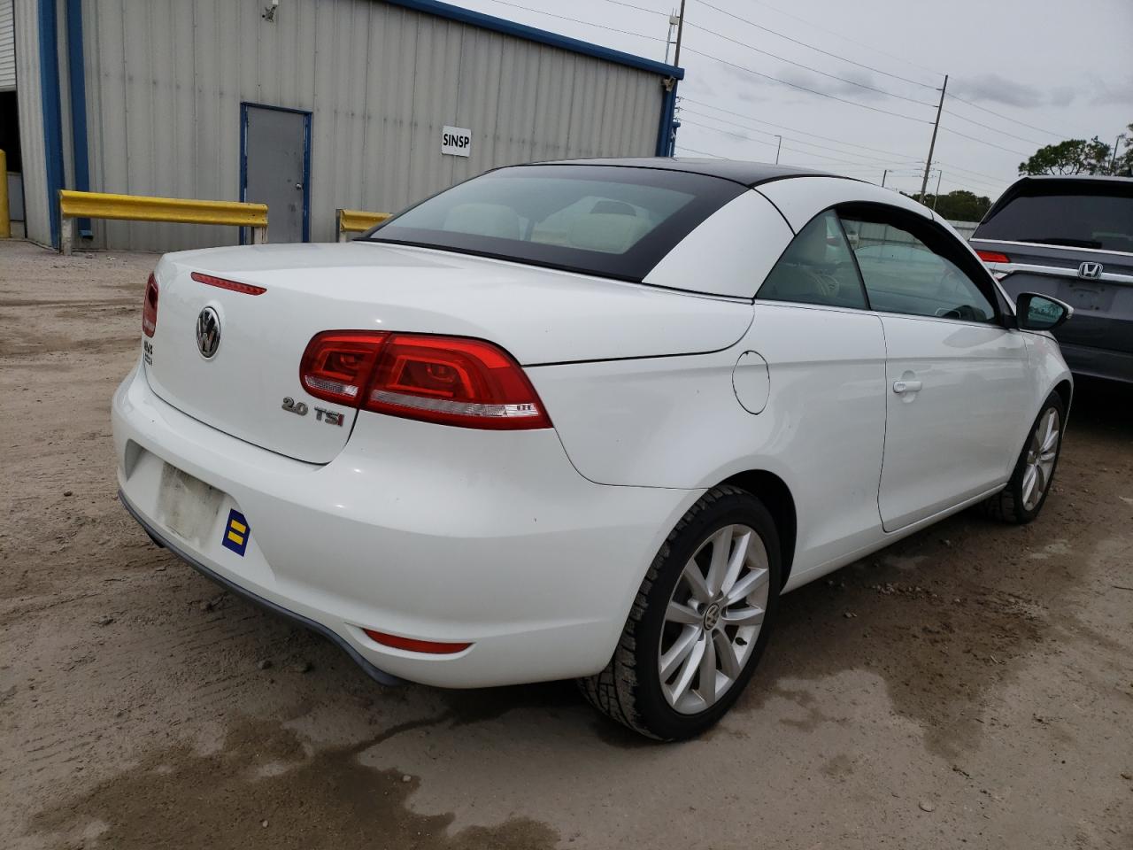 Obraz 3 z 2016 VOLKSWAGEN EOS KOMFORT 2016 z VIN WVWBW8AH8GV000741