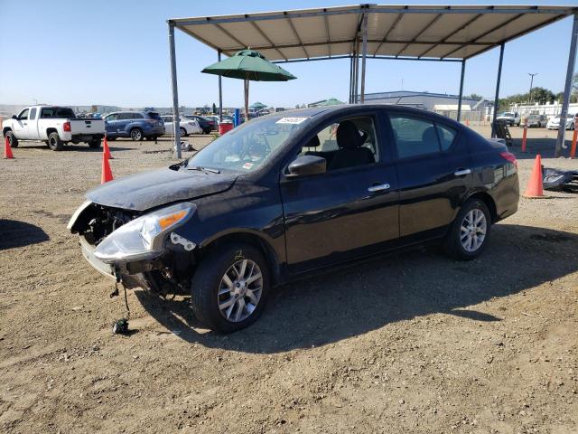 Obraz 1 z 2018 NISSAN VERSA S 2018 z VIN 3N1CN7AP6JL877621