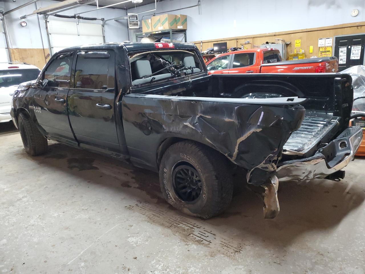 Изображение 2 2016 RAM 1500 ST 2016 с VIN 1C6RR7ST7GS150996
