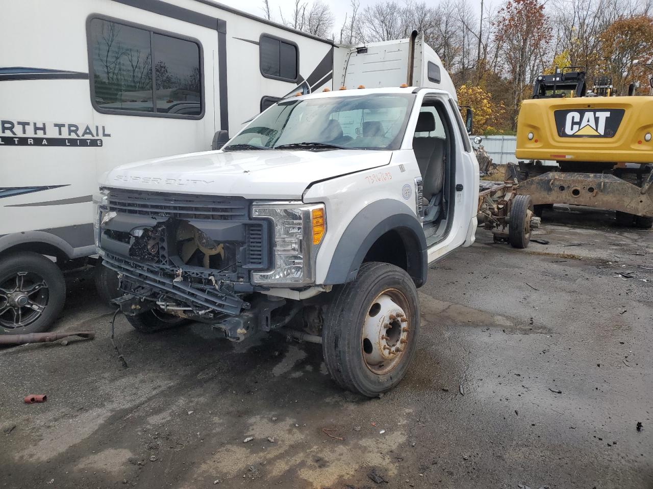 Obraz 1 z Ford F550 Super Duty 2017 z VIN 1FDUF5GT7HED29060