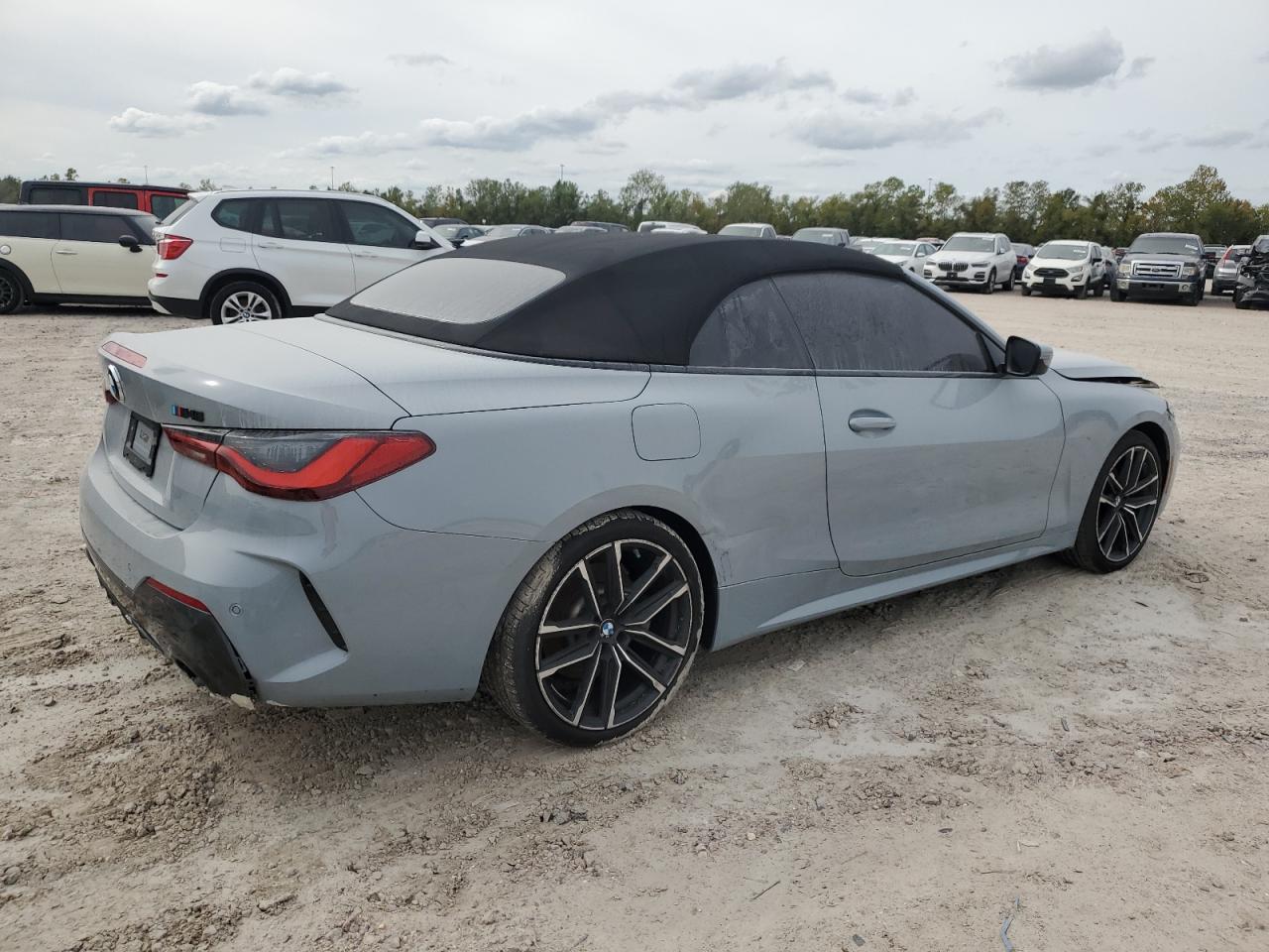 Image 3 of Bmw 430Xi 2022 with VIN WBA43AT09NCK30942
