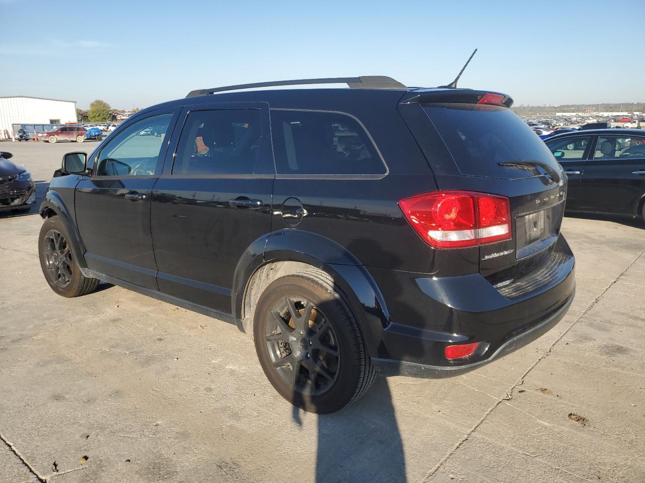Изображение 2 2017 DODGE JOURNEY SXT 2017 с VIN 3C4PDCBB2HT504860