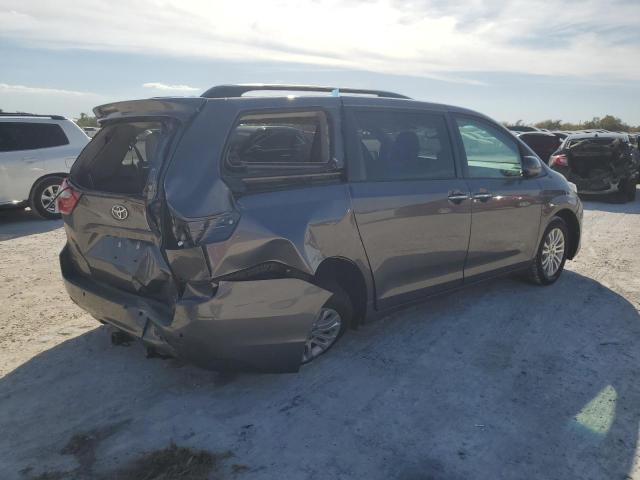 Obraz 3 z 2017 TOYOTA SIENNA XLE 2017 z VIN 5TDYZ3DC3HS899444