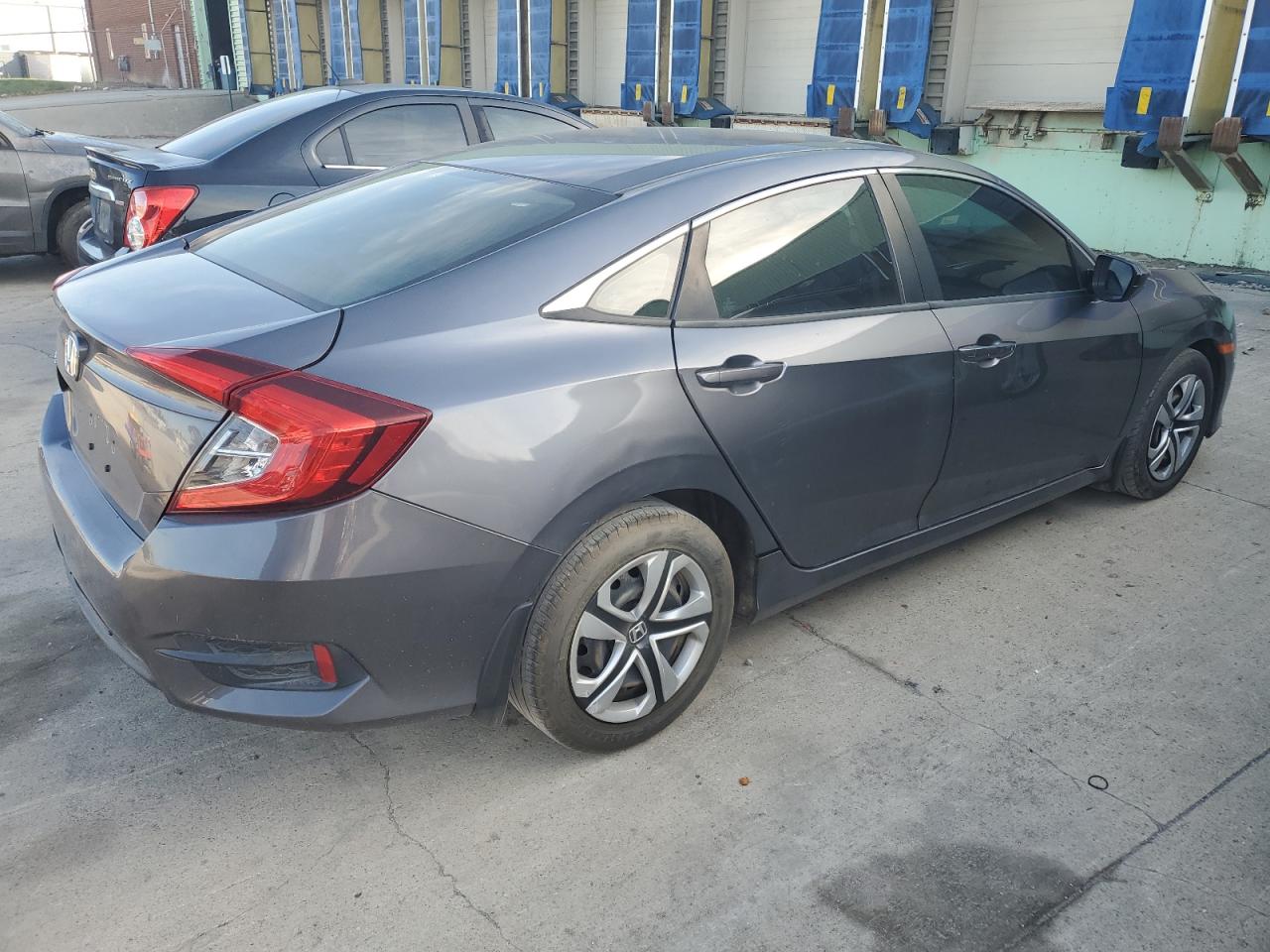 Изображение 3 2017 HONDA CIVIC LX 2017 с VIN 2HGFC2F50HH559198