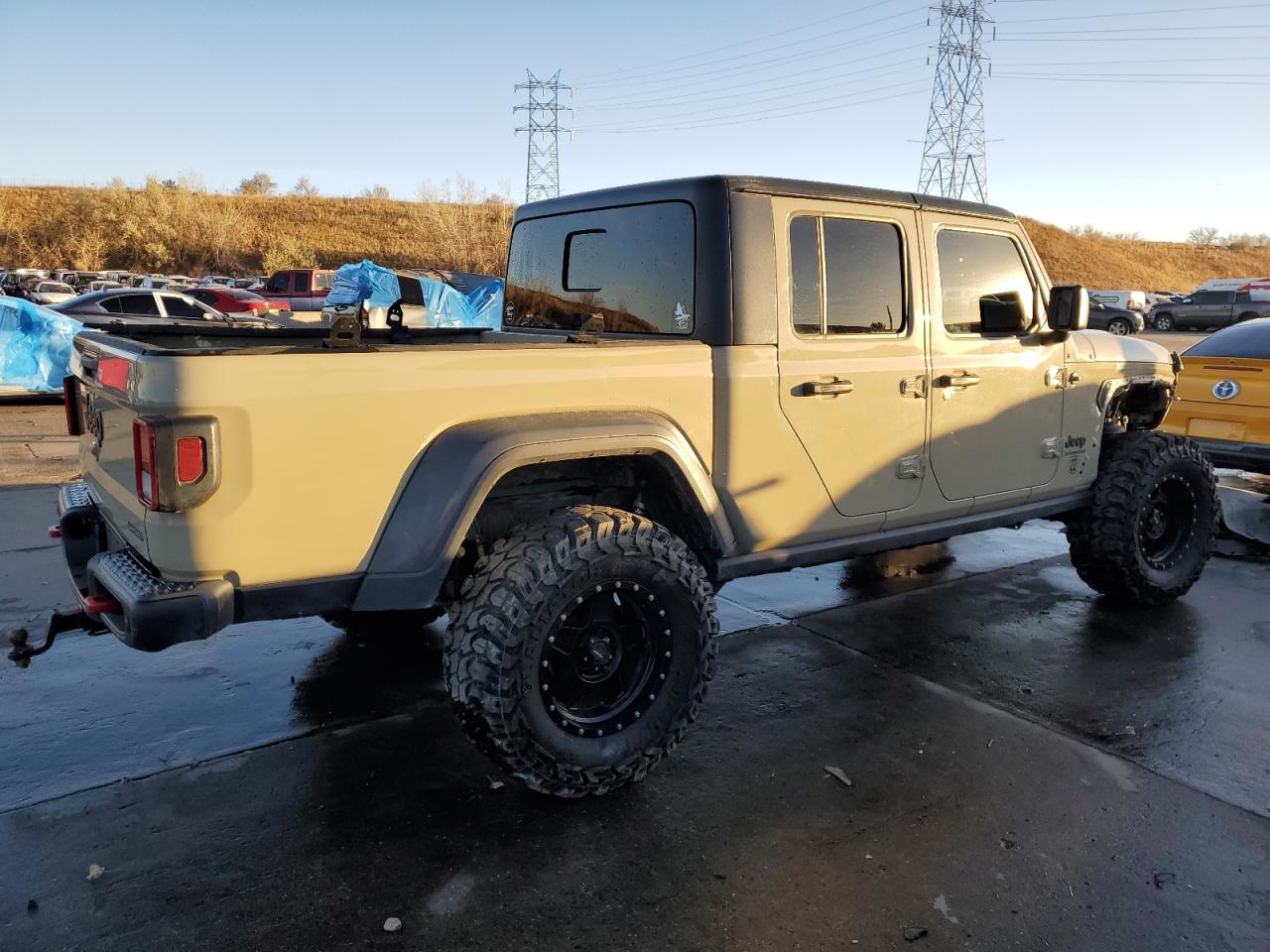 Image 3 of 2020 JEEP GLADIATOR SPORT 2020 with VIN 1C6HJTAG0LL213862