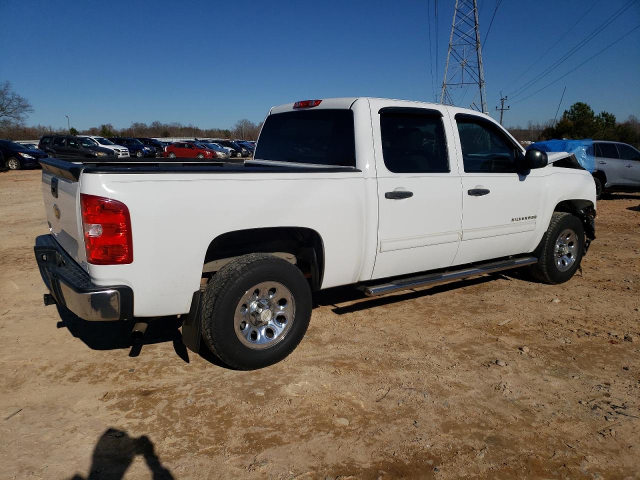 Image 3 of 2013 CHEVROLET SILVERADO C1500 LT 2013 with VIN 3GCPCSE09DG256925