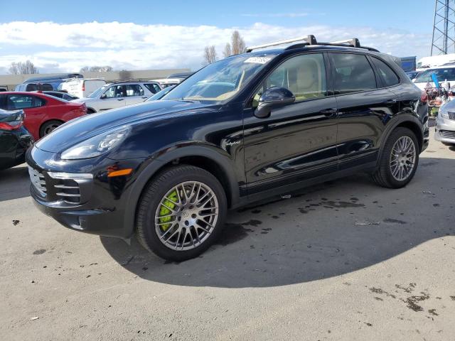 Image 1 of 2015 PORSCHE CAYENNE SE HYBRID 2015 with VIN WP1AE2A25FLA52330
