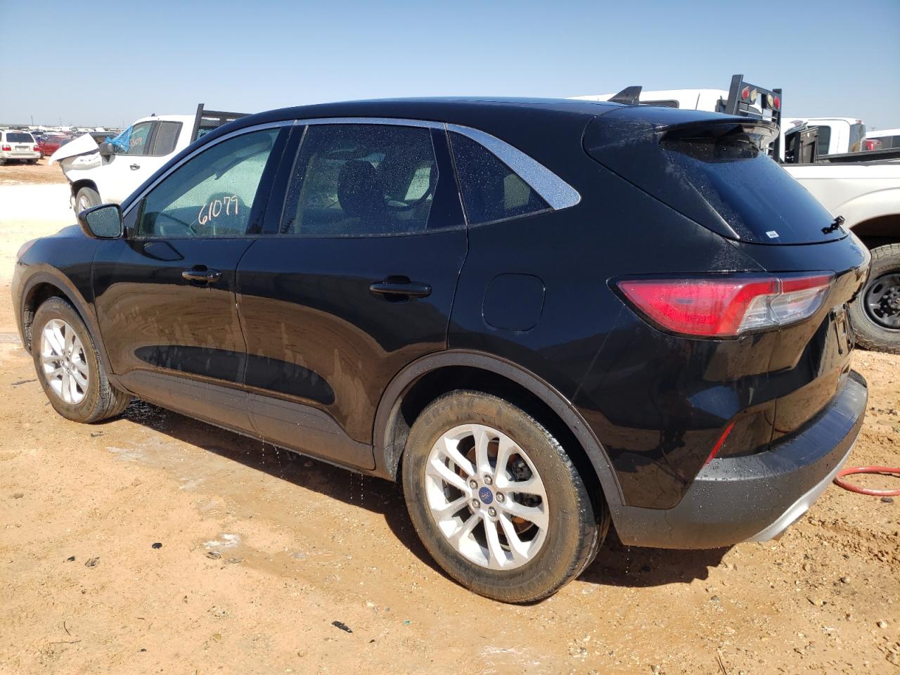 Изображение 2 2020 FORD ESCAPE SE 2020 с VIN 1FMCU0G60LUB38660