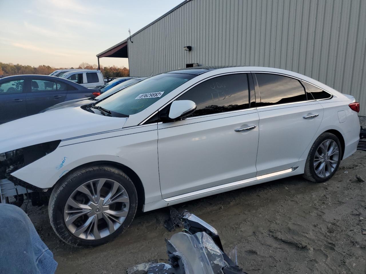 Obraz 1 z 2015 HYUNDAI SONATA SPORT 2015 z VIN 5NPE34AB4FH249868