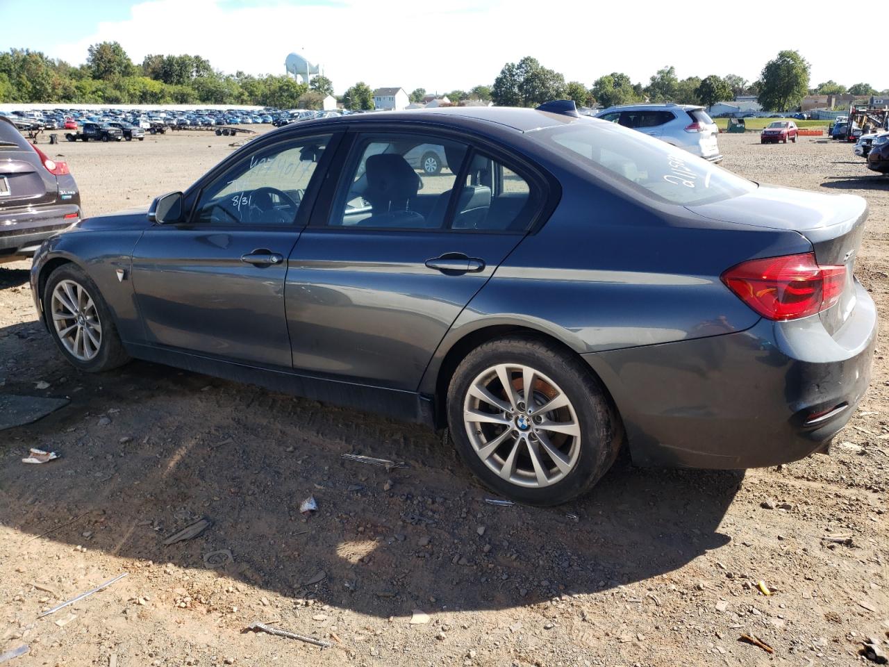 Image 2 of Bmw 320 Xi 2016 with VIN WBA8E5G54GNT93238