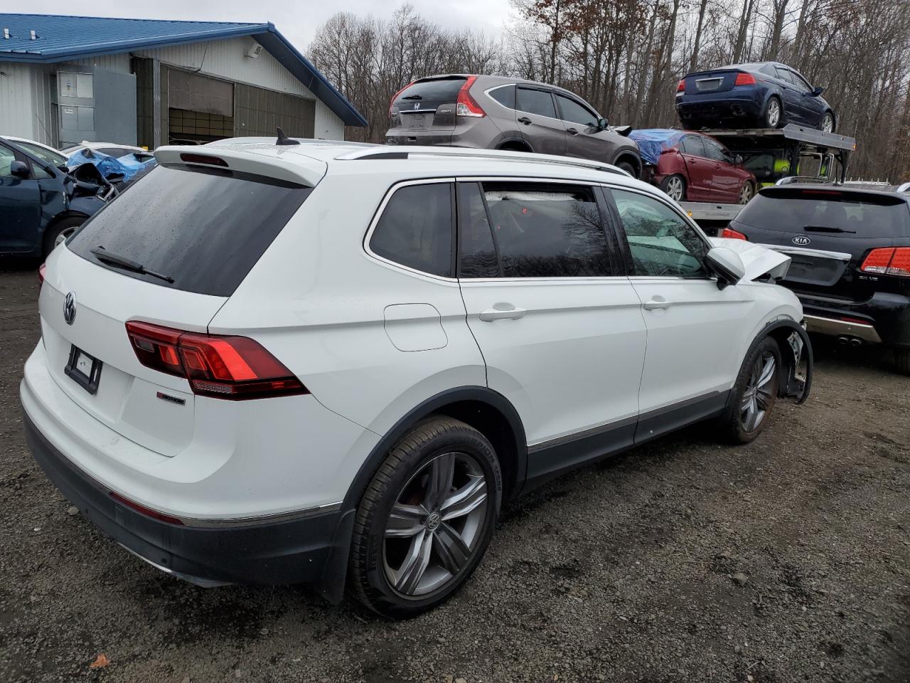 Изображение 3 2020 VOLKSWAGEN TIGUAN SE 2020 с VIN 3VV2B7AX8LM120123