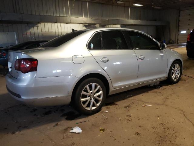 Image 3 of 2010 VOLKSWAGEN JETTA TDI 2010 with VIN 3VWRL7AJ3AM007048