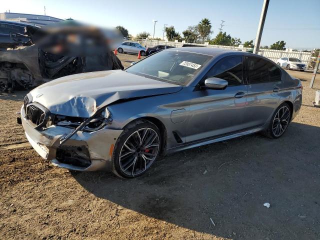 Obraz 1 z 2021 BMW 530E  2021 z VIN WBA13AG03MCG53188
