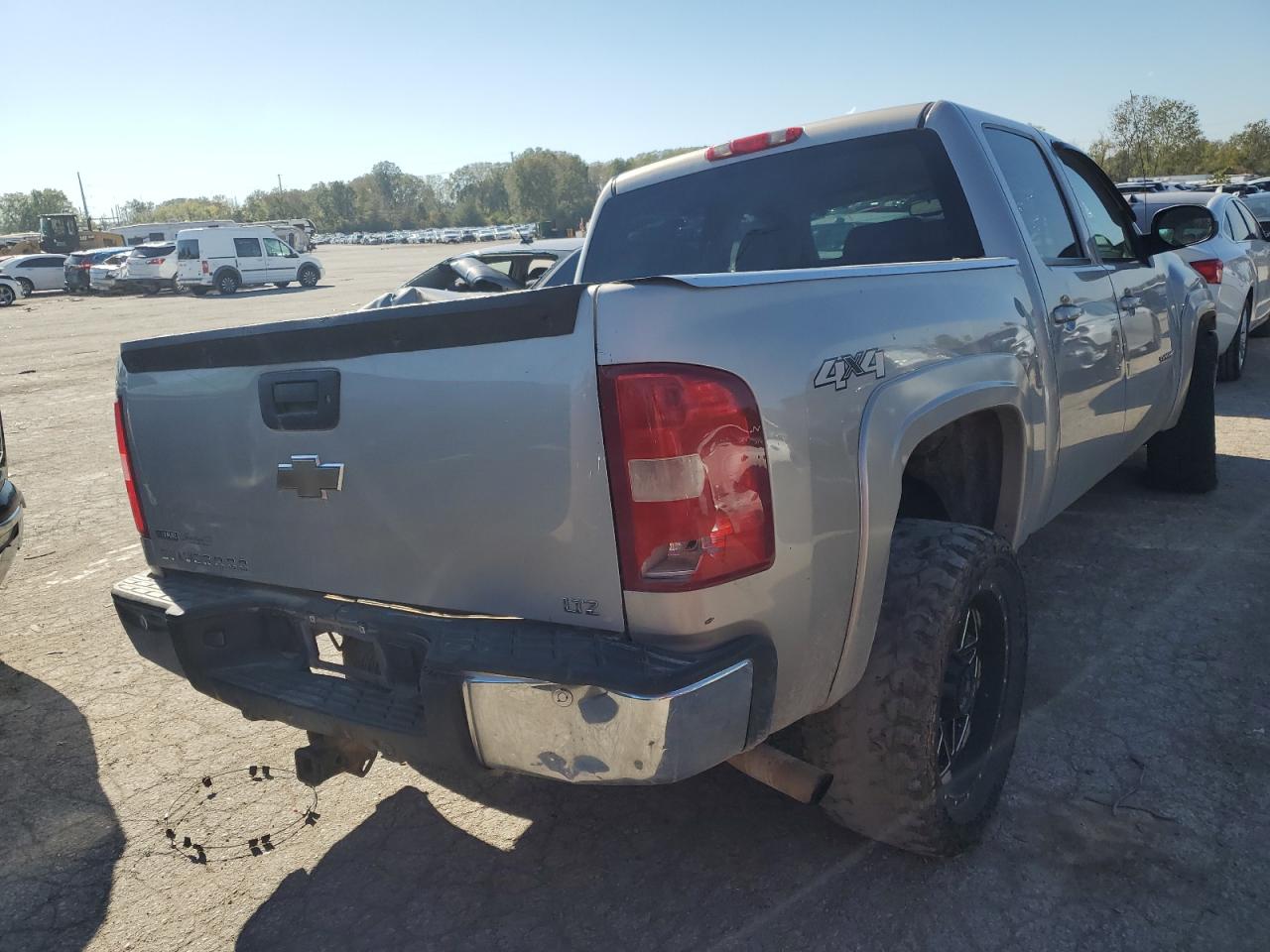 Image 3 of 2009 CHEVROLET SILVERADO K1500 LTZ 2009 with VIN 3GCEK333X9G129945