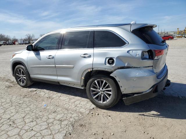 Image 2 of 2019 TOYOTA HIGHLANDER SE 2019 with VIN 5TDJZRFH8KS944107
