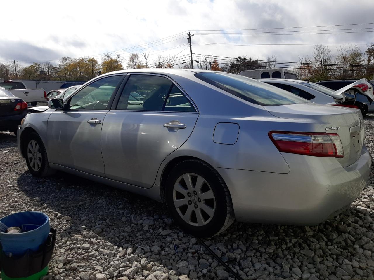 Image 2 of 2007 TOYOTA CAMRY HYBRID 2007 with VIN JTNBB46K573028299