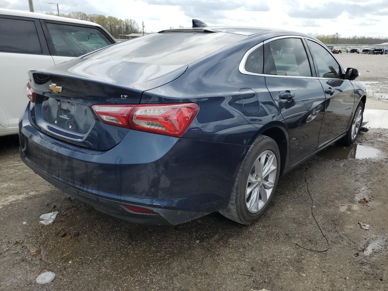 Изображение 3 2020 CHEVROLET MALIBU LT 2020 с VIN 1G1ZD5ST7LF054650