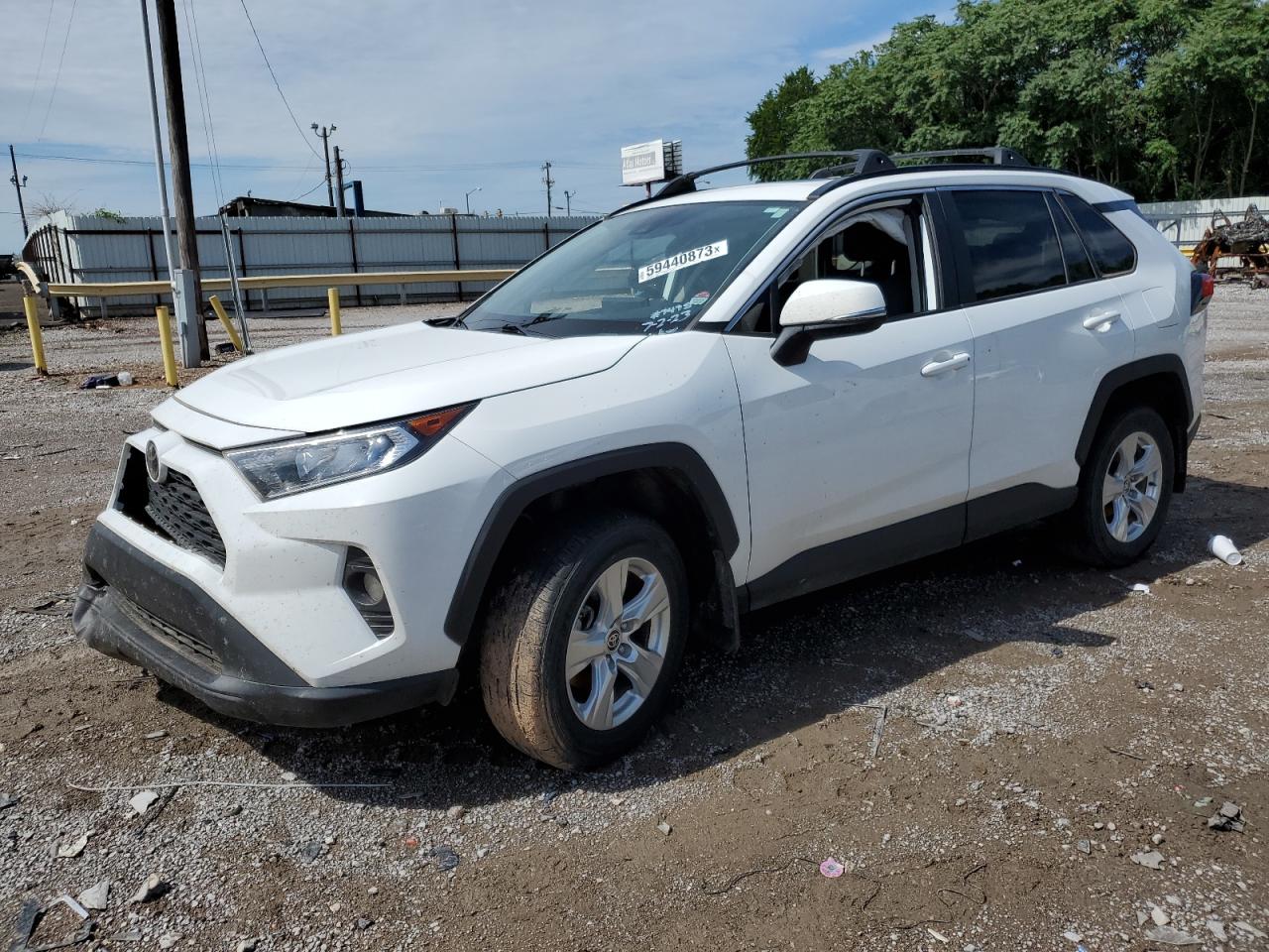 2021 TOYOTA RAV4 XLE 2021 image