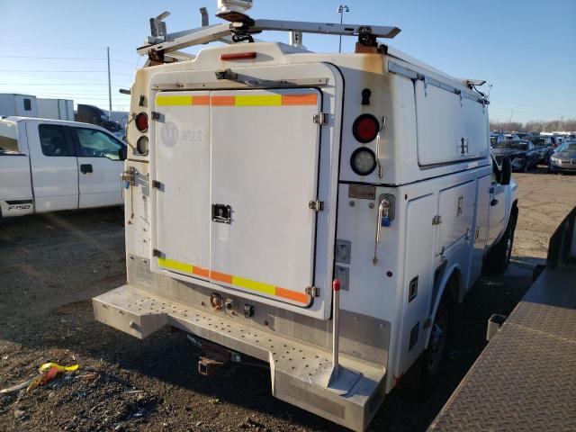 Image 3 of 2013 CHEVROLET SILVERADO C2500 HEAVY DUTY 2013 with VIN 1GB0CVCG7DF197348