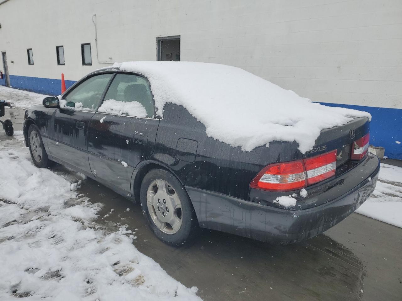 Изображение 2 2001 LEXUS ES 300 2001 с VIN JT8BF28G110312638