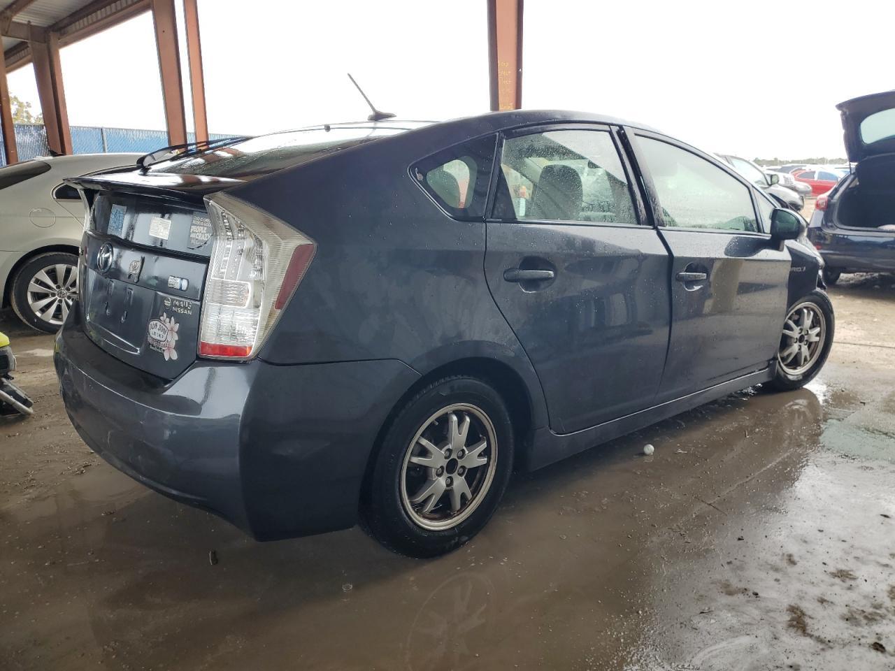 Изображение 3 2011 TOYOTA PRIUS  2011 с VIN JTDKN3DU8B5351916