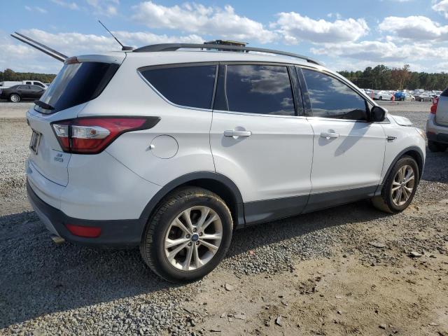 Image 3 of 2017 FORD ESCAPE SE 2017 with VIN 1FMCU0G93HUA26176