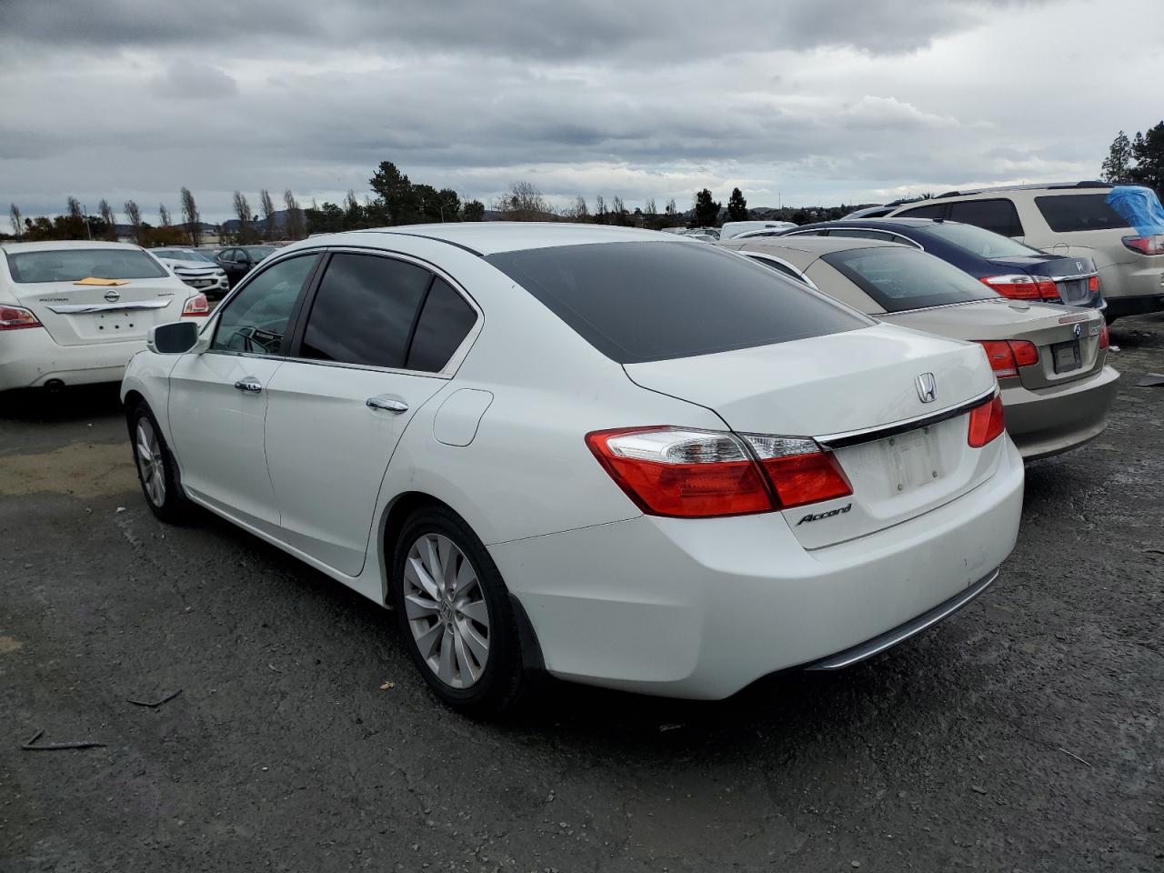 Изображение 2 2014 HONDA ACCORD EX 2014 с VIN 1HGCR2F78EA071825