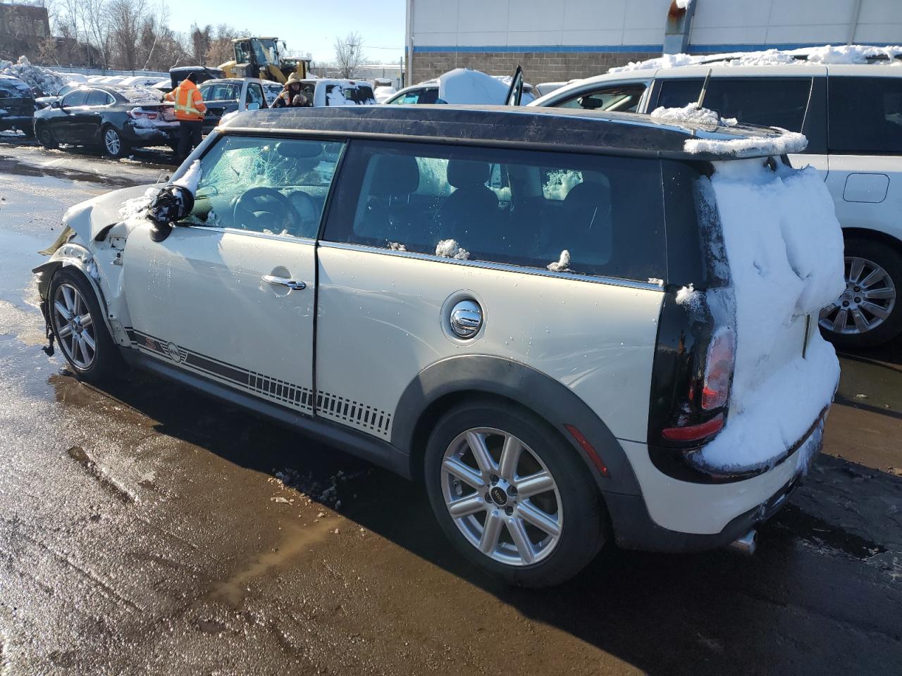 Obraz 2 z 2011 MINI COOPER S CLUBMAN 2011 z VIN WMWZG3C50BTY30858