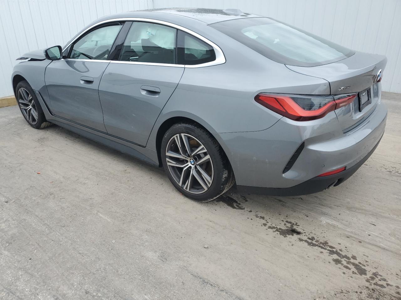 Obraz 2 z 2023 BMW 430XI GRAN COUPE 2023 z VIN WBA73AV06PFN98457