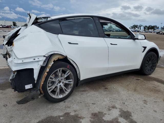 Obraz 3 z 2021 TESLA MODEL Y  2021 z VIN 5YJYGDEE0MF285784